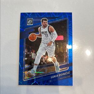 Luka Dončić Basketball Trading Card by optic blue laser mint condition